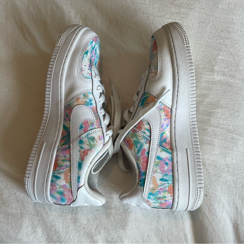 Custom Air Force 1s - image 2